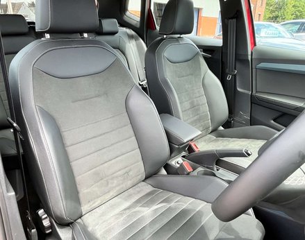 SEAT Arona 1.0 Arona Xperience Lux EcoTSI Semi-Auto 5dr 71