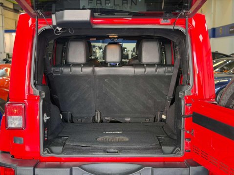 Jeep Wrangler 2.8 CRD Overland SUV 4dr Diesel Auto 4WD Euro 6 (197 bhp) 37