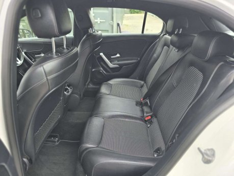 Mercedes-Benz A Class 1.5 A180d Sport (Executive) Hatchback 5dr Diesel 7G-DCT Euro 6 (s/s) (116 p 19