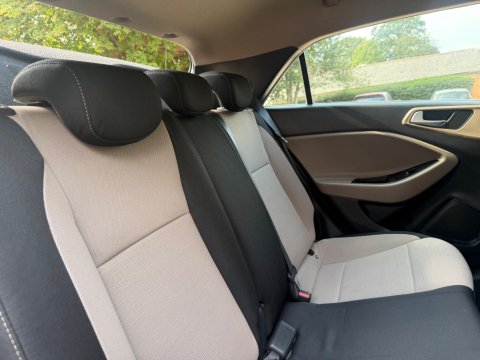 Hyundai i20 1.2 Blue Drive SE Euro 6 (s/s) 5dr 14