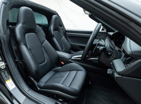 Porsche 911 Targa 4S (992) 8