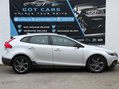 Volvo V40 2.0 D2 Lux Euro 6 (s/s) 5dr 4