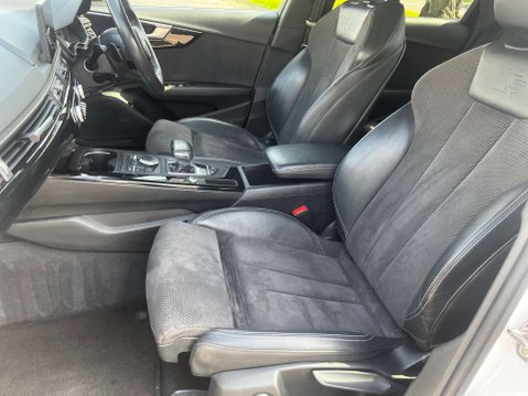 Audi A4 2.0 A4 Black Edition 35 TFSI Semi-Auto 4dr 12