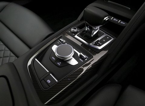 Audi R8 V10 Performance Carbon Black 14