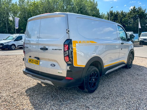 Ford Transit Custom SWB L1H1 Low Roof Trail 320 Air Con Alloys Camera Sensors EURO 6 6