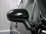 Renault Clio ICONIC TCE BOSE 33