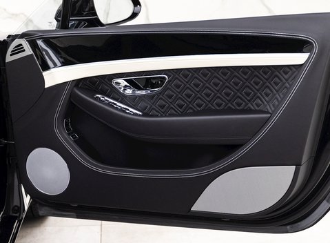 Bentley Continental GT V8 Convertible 22