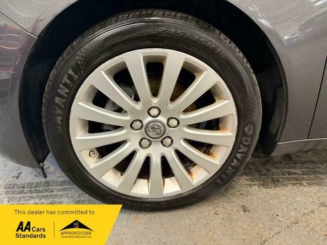 Vauxhall Insignia 2.0 CDTi SE Euro 5 5dr 24