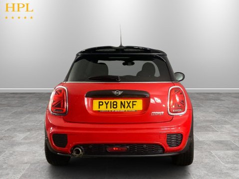 Mini Hatch 1.5 Cooper Hatchback 3dr Petrol Manual Euro 6 (s/s) (136 ps) 6