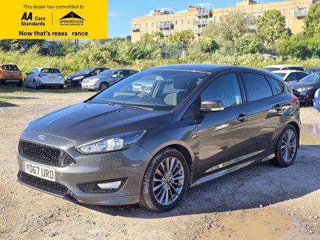 Ford Focus 1.0T EcoBoost ST-Line Hatchback 5dr Petrol Auto Euro 6 (s/s) (125 ps) 3