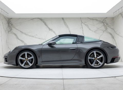 Porsche 911 Targa 4 (992) 7