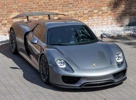 Porsche 918 Spyder 9