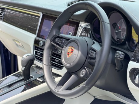 Porsche Macan S PDK 26
