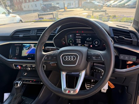 Audi Q3 1.4 TFSIe 45 S line 5dr Petrol Plug-in Hybrid S Tronic Euro 6 13kWh (245ps) 34