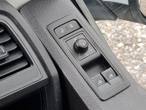 Volkswagen Campervan Long Wheel Base 28