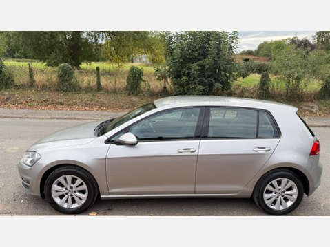 Volkswagen Golf 1.6 Golf SE BlueMotion Technology TDI Semi-Auto 5dr 32