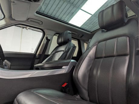 Land Rover Range Rover Sport 3.0 Range Rover Sport HSE SDV6 Auto 4WD 5dr 37