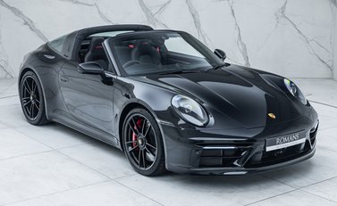 Porsche 911 Targa 4 GTS (992) 8