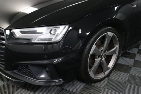 Audi A4 2.0 TFSI 35 Black Edition Euro 6 (s/s) 4dr 31