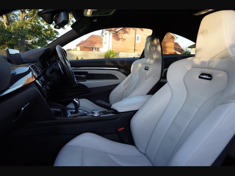 BMW M4 3.0 BiTurbo DCT Euro 6 (s/s) 2dr 16