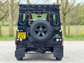 Land Rover Defender 2.2 Defender 90 XS Hard Top TD 4WD 37
