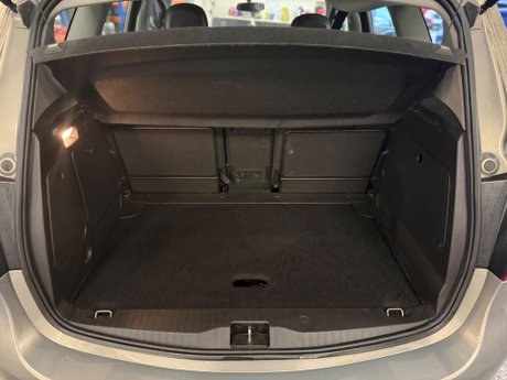 Vauxhall Meriva 1.7 CDTi Exclusiv Auto Euro 5 5dr 28