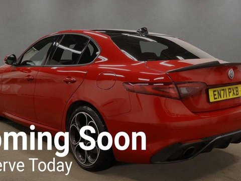 Alfa Romeo Giulia 2.0T Veloce Auto Euro 6 (s/s) 4dr 3
