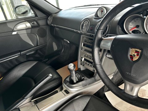 Porsche Boxster 3.2 987 S 2dr 56