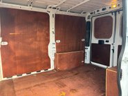 Peugeot Boxer 333 L1 H1 120 ps BlueHdi Professional - Sat Nav & Air Con 9