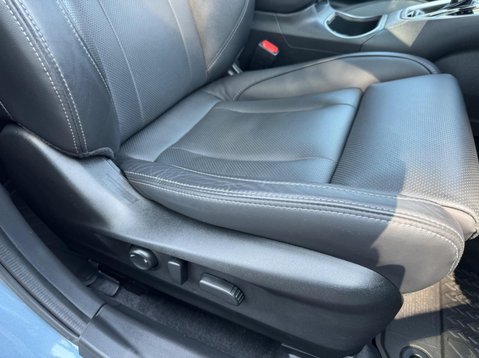 Subaru Outback TOURING 41