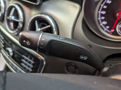 Mercedes-Benz CLA Class 1.6 CLA 180 Sport 4dr 74