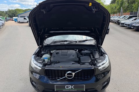 Volvo XC40 D4 R-DESIGN PRO AWD 50