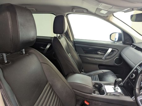 Land Rover Discovery Sport 2.0 Discovery Sport SE D Auto 4WD 5dr 29