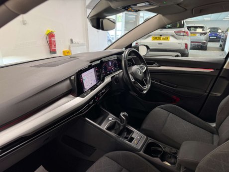 Volkswagen Golf 1.5 Golf Life TSi 5dr 11
