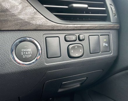 Toyota Avensis 1.8 Avensis Excel Valvematic CVT 5dr 52