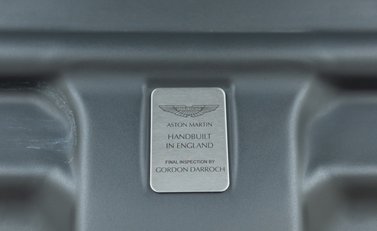 Aston Martin DBS V12 42