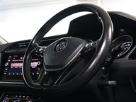 Volkswagen Touran SE FAMILY TDI BLUEMOTION TECHNOLOGY DSG 12