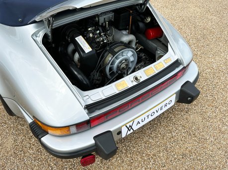 Porsche 911 CARRERA 3.2 CONVERTIBLE 73