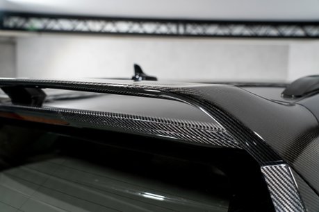 Bentley Bentayga W12. ALL TERRAIN SPEC. PANORAMIC ROOF. H, C & M SEATS. PRIVACY GLASS. 67