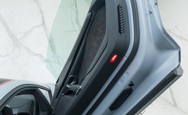 Lamborghini Revuelto 25