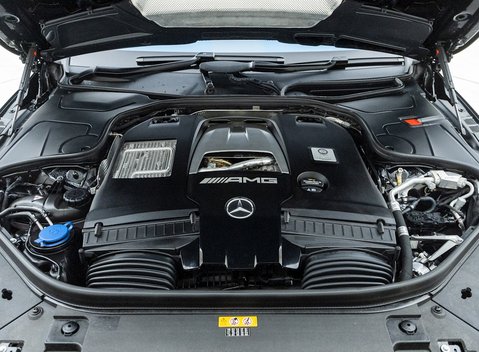 Mercedes-Benz S Class S63 Coupe 22