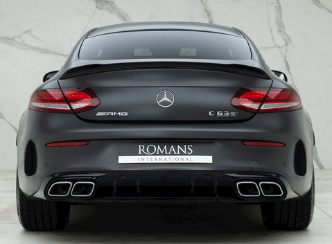 Mercedes-Benz C Class C63 S Final Edition 5