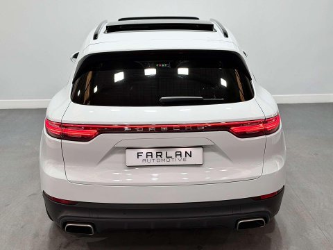 Porsche Cayenne 3.0 V6 E-Hybrid 14kWh SUV 5dr Petrol Plug-in Hybrid TiptronicS 4WD Euro 6 ( 24