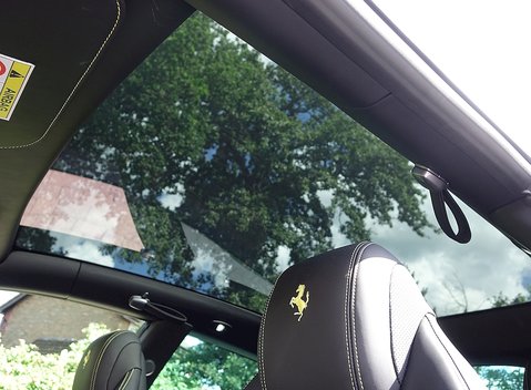 Ferrari GTC4 Lusso 23