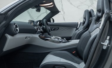 Mercedes-Benz Amg GT C EDITION 50 Roadster 21