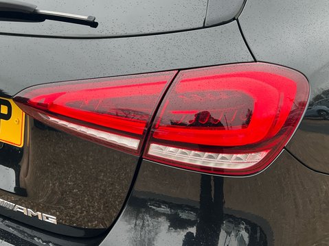 Mercedes-Benz A Class A 200 D AMG LINE PREMIUM 19