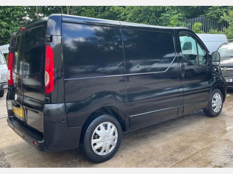 Renault Trafic 2.0 TD dCi SL27 Sport Panel Van 4dr Diesel Manual L1 H1 (214 g/km, 115 bhp) 9