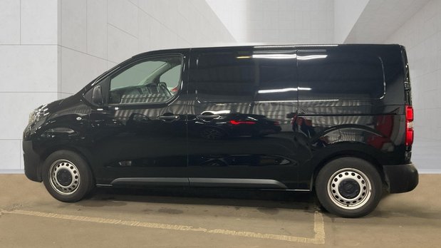 Toyota Proace MWB L2H1 Low Roof Active 2700 Air Con EURO 6 NO VAT 7