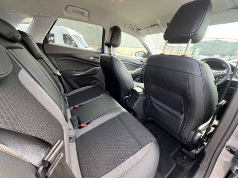 Vauxhall Grandland X 1.2 Grandland X Griffin Edition T 5dr *NATIONAL DELIVERY* 47