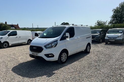 Ford Transit Custom SWB L1H1 Low Roof Limited 300 Air Con Alloys Sensors EURO 6 NO VAT